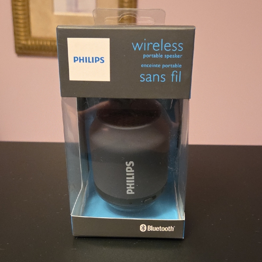 Philips Black Wireless Portable Bluetooth Speaker